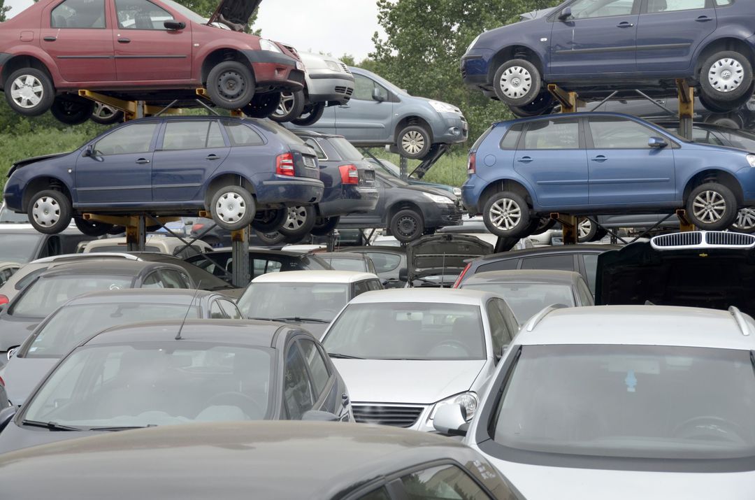 autohandelaar afgedankte auto's